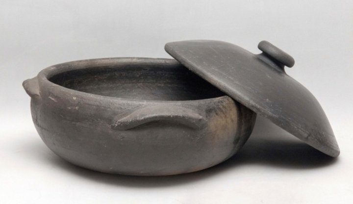 Tampa 17cm Barro Preto