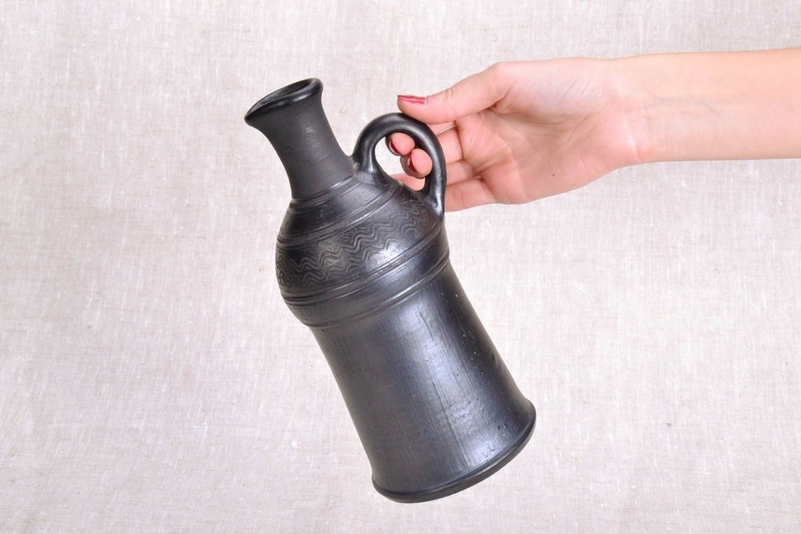 Garrafa Barro Preto